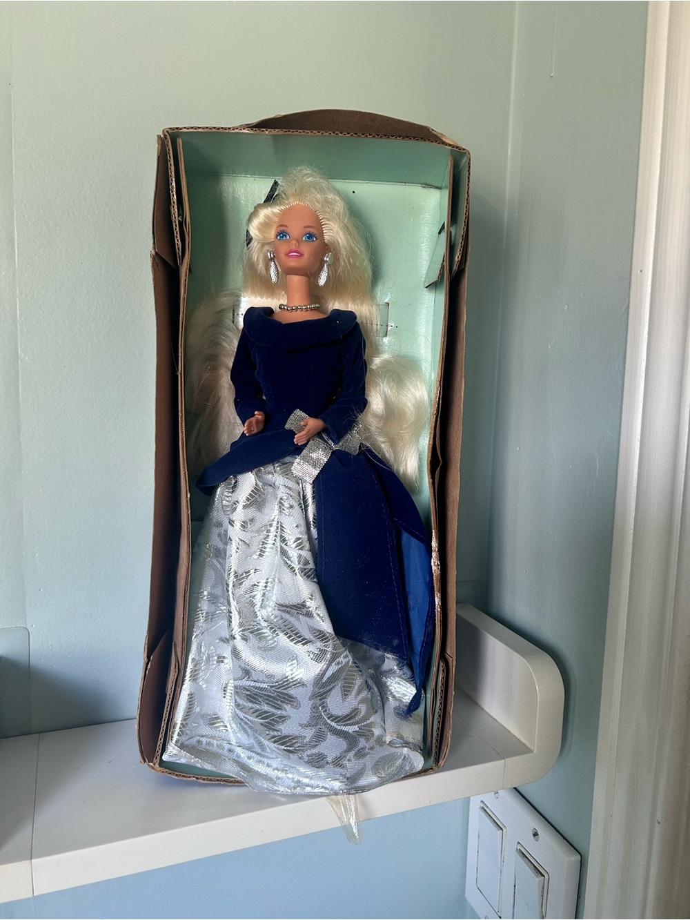 Avon Exclusive Special Edition Winter Velvet Barbie